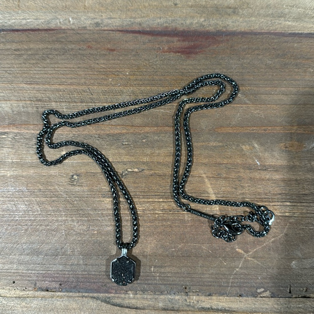 Kendra Scott drusy necklace